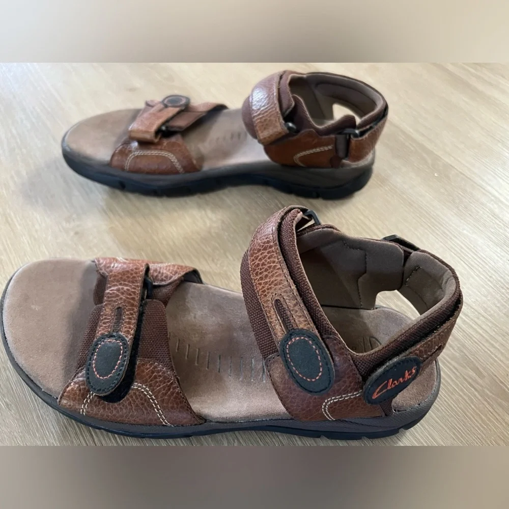 Clarks Active Air Men’s Sandals, Size 9 M, NWOT